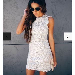 Lace ivory mini dress
